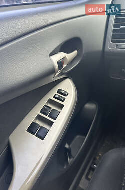 Седан Toyota Corolla 2007 в 