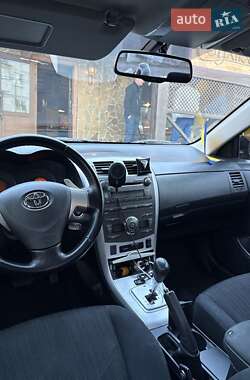 Седан Toyota Corolla 2007 в 