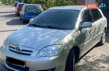 Хэтчбек Toyota Corolla 2005 в Киеве