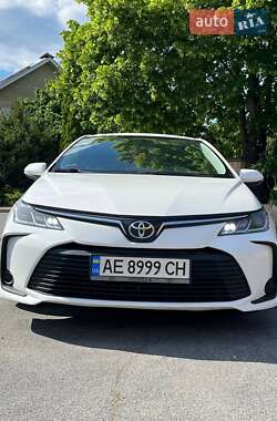 Седан Toyota Corolla 2019 в 