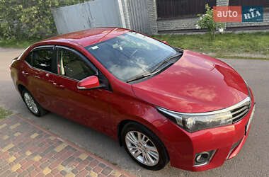 Седан Toyota Corolla 2014 в 