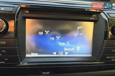 Седан Toyota Corolla 2014 в 
