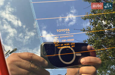 Седан Toyota Corolla 2014 в 