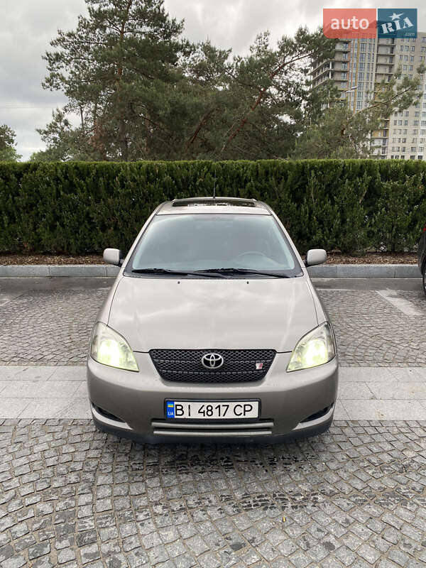 Хетчбек Toyota Corolla 2003 в Дніпрі