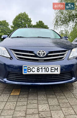 Седан Toyota Corolla 2011 в Трускавце