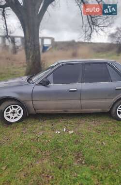 Седан Toyota Corolla 1992 в Первомайске