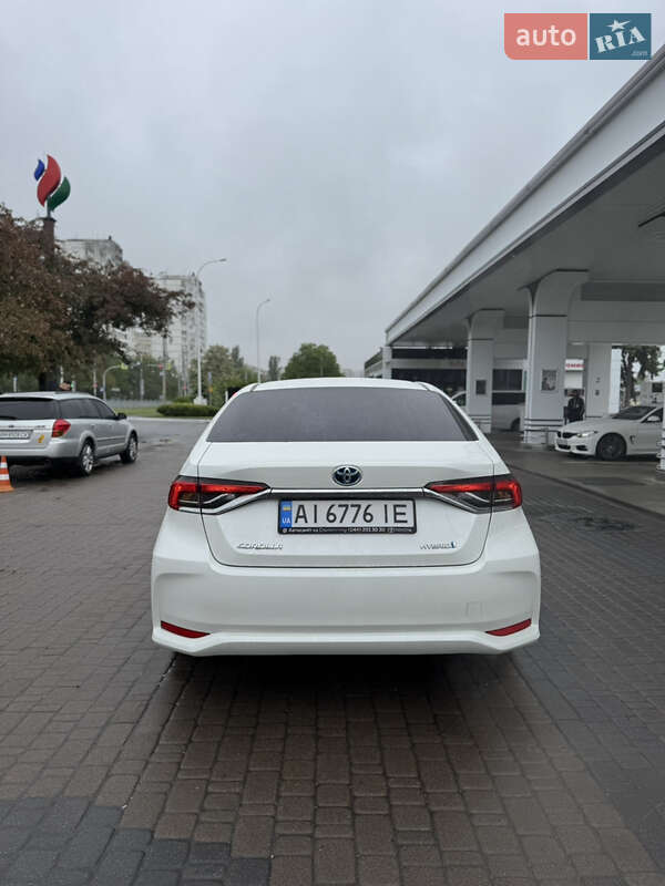 Седан Toyota Corolla 2019 в Києві