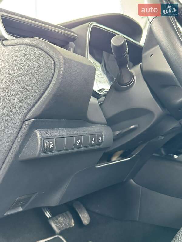Седан Toyota Corolla 2019 в Києві