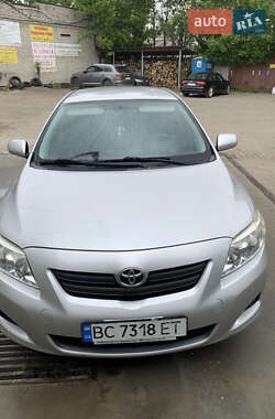 Седан Toyota Corolla 2008 в Львове