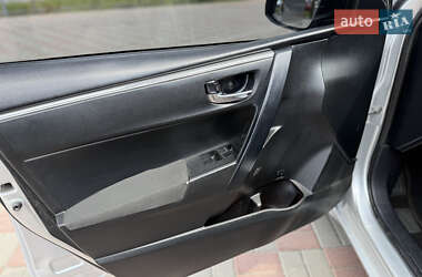 Седан Toyota Corolla 2014 в 