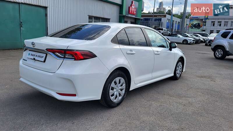 Седан Toyota Corolla 2019 в Києві