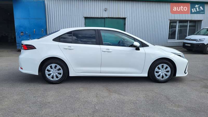 Седан Toyota Corolla 2019 в Києві
