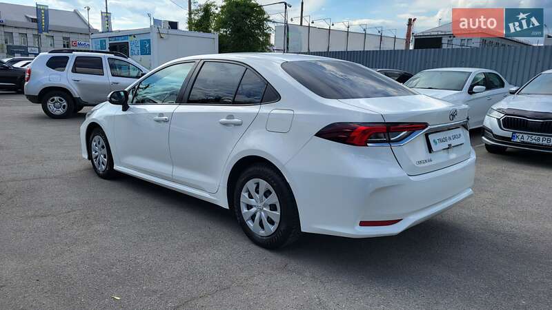 Седан Toyota Corolla 2019 в Києві