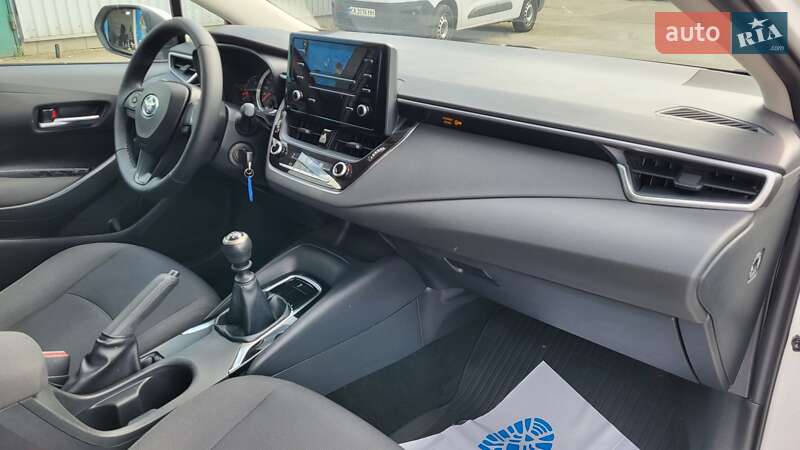 Седан Toyota Corolla 2019 в Києві