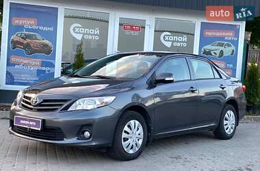 Седан Toyota Corolla 2011 в Львове