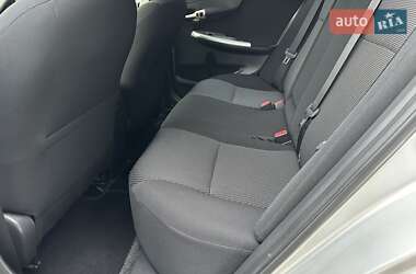 Седан Toyota Corolla 2010 в 