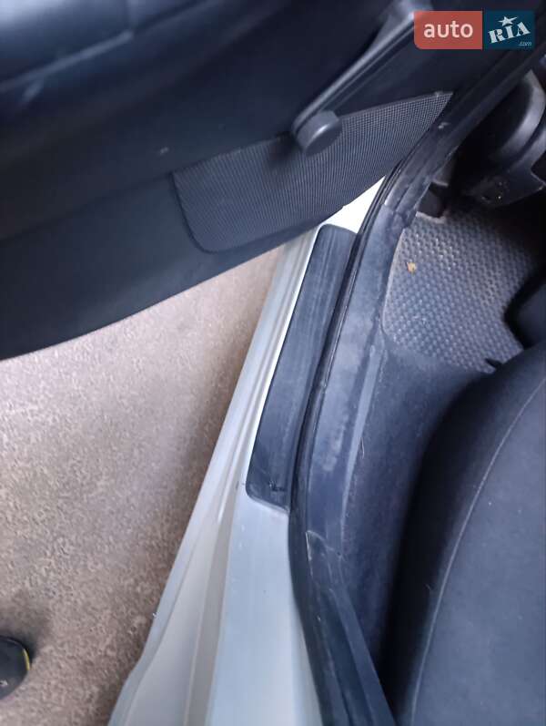 Хэтчбек Toyota Corolla 2006 в Киеве