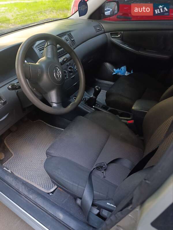 Хэтчбек Toyota Corolla 2006 в Киеве