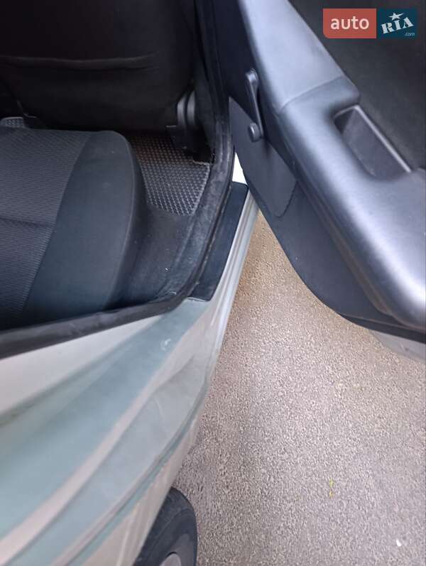 Хэтчбек Toyota Corolla 2006 в Киеве