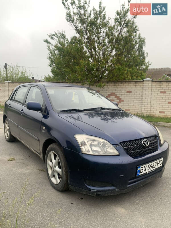 Седан Toyota Corolla 2003 в 