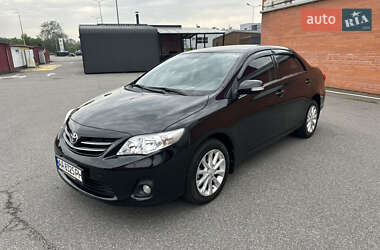 Седан Toyota Corolla 2012 в Киеве