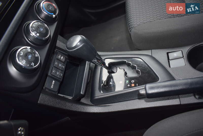 Седан Toyota Corolla 2014 в Житомире