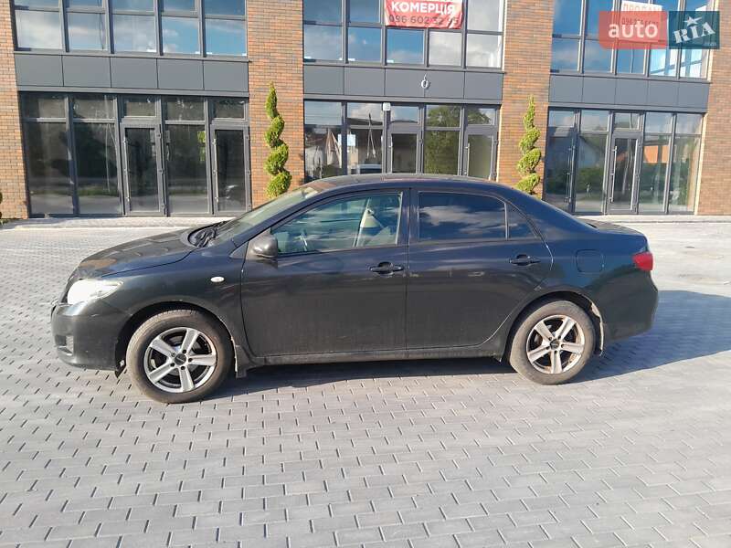 Седан Toyota Corolla 2009 в Вінниці
