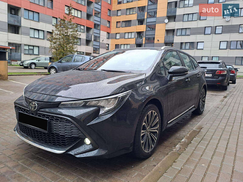 Універсал Toyota Corolla 2019 в 