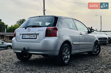 Хетчбек Toyota Corolla 2002 в 