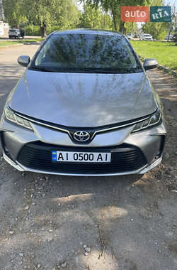 Седан Toyota Corolla 2019 в Києві