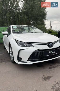 Седан Toyota Corolla 2024 в Киеве