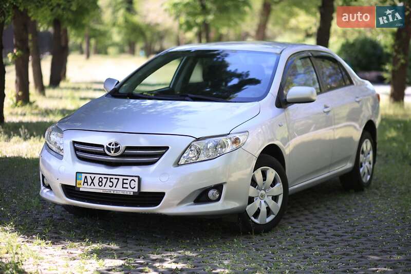 Седан Toyota Corolla 2008 в 
