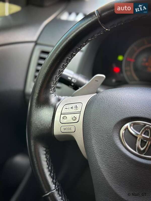 Седан Toyota Corolla 2007 в Дніпрі