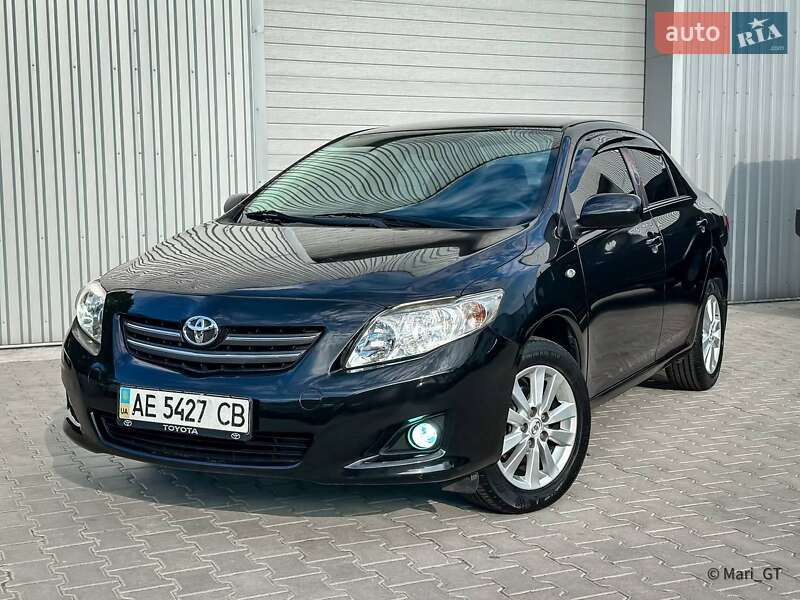 Седан Toyota Corolla 2007 в Дніпрі