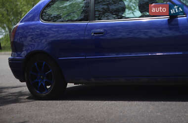 Хэтчбек Toyota Corolla 1998 в 