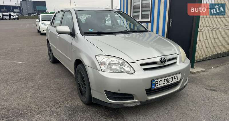 Toyota Corolla 2004