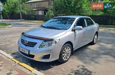Седан Toyota Corolla 2009 в Ірпені