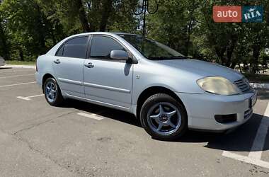 Седан Toyota Corolla 2005 в 
