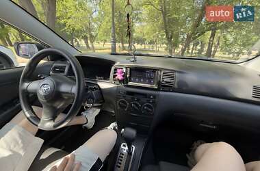 Седан Toyota Corolla 2005 в 