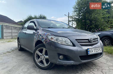 Седан Toyota Corolla 2009 в Киеве