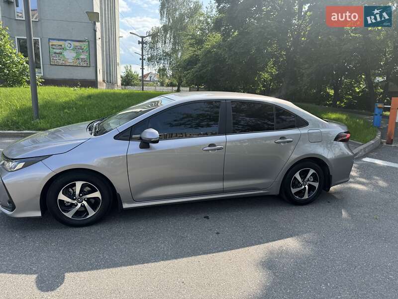 Седан Toyota Corolla 2020 в Виннице