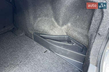Седан Toyota Corolla 2010 в 