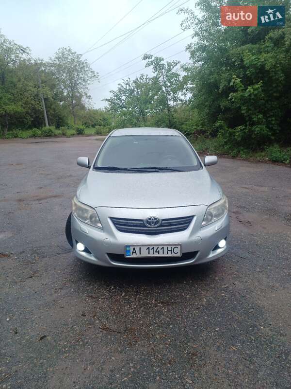 Седан Toyota Corolla 2007 в Вышгороде