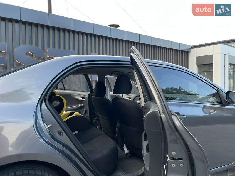 Седан Toyota Corolla 2007 в Вінниці