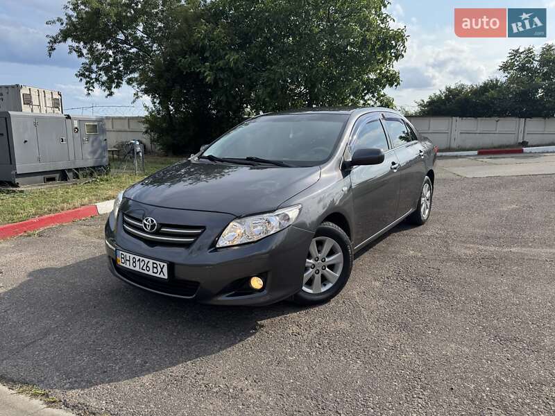 Седан Toyota Corolla 2008 в Одесі