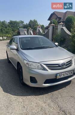 Седан Toyota Corolla 2013 в Запоріжжі