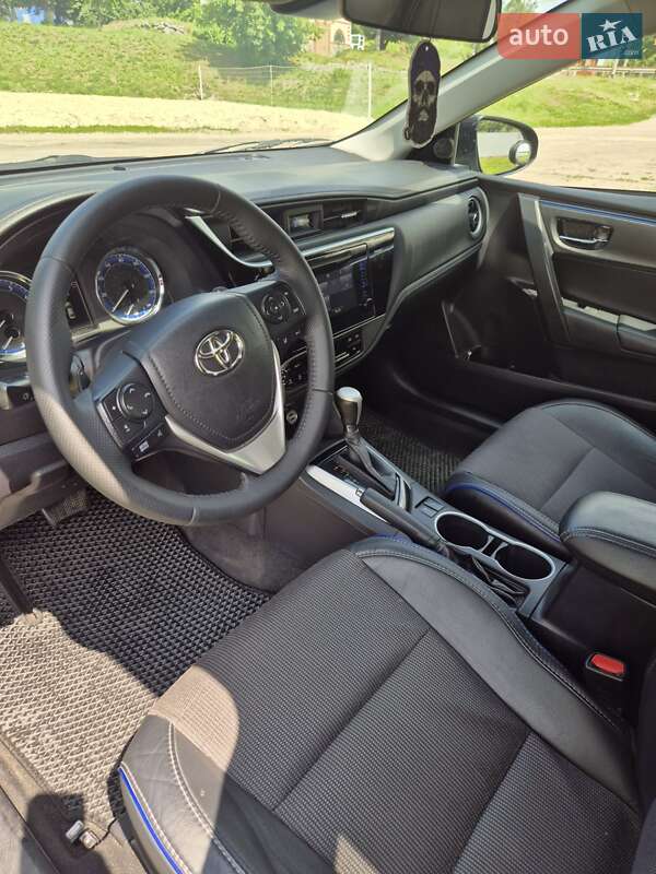 Седан Toyota Corolla 2017 в Валках фото 12 Седан Toyota Corolla 2017 в Валках