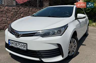 Седан Toyota Corolla 2017 в Житомирі