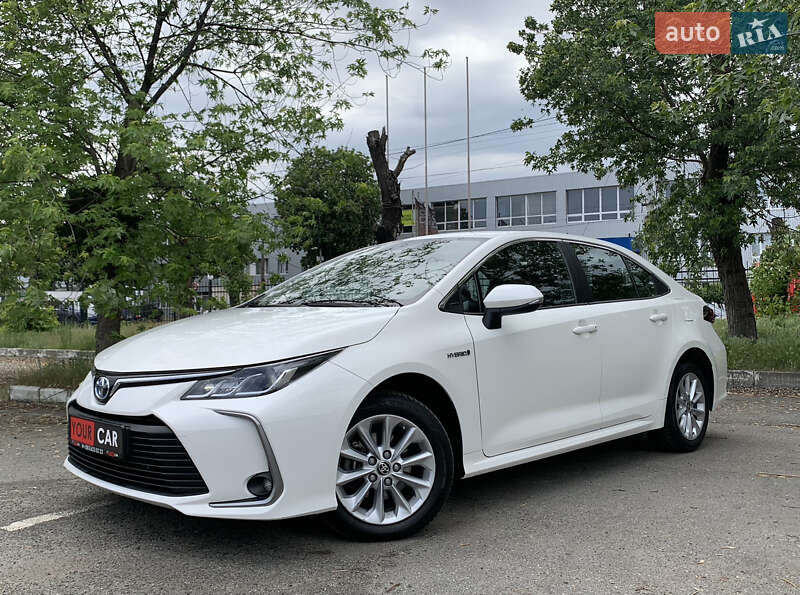 Седан Toyota Corolla 2020 в Києві