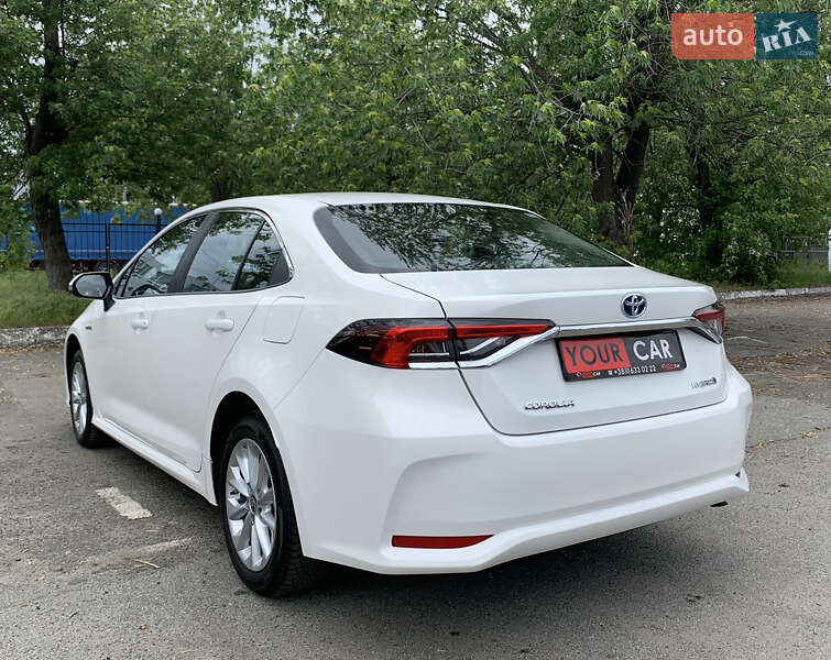 Седан Toyota Corolla 2020 в Києві